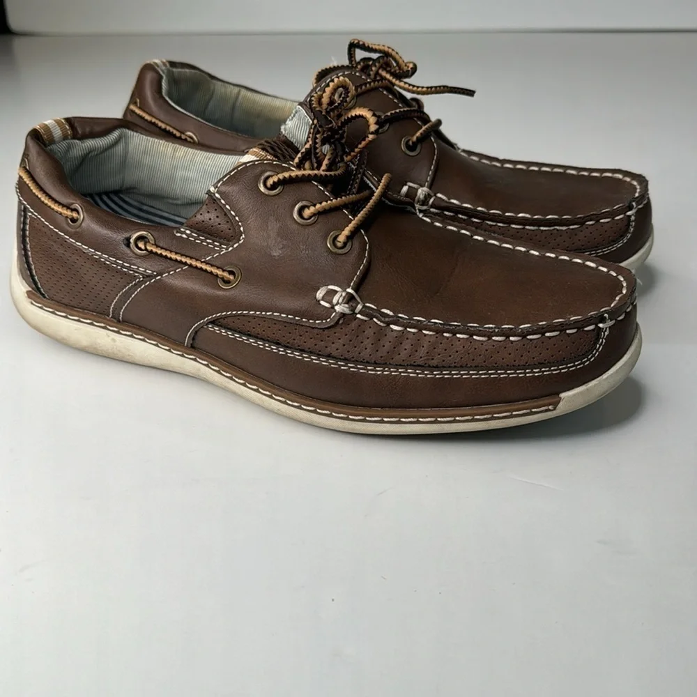 Ocean and Coast Men’s Raleigh Boat Casual Shoes 9